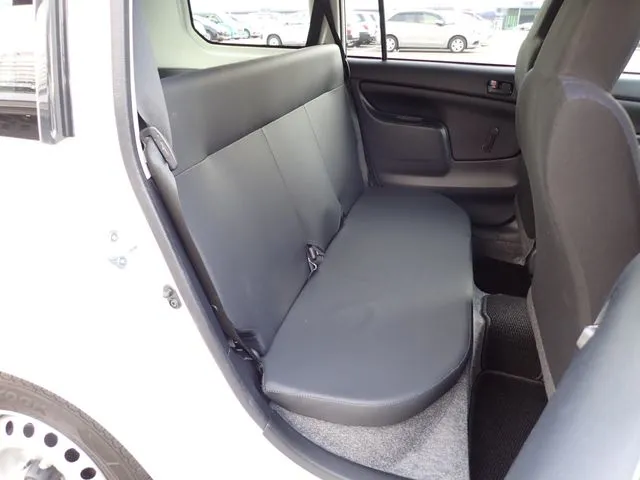 ファミリアバン　２ＷＤ（マツダ）の車両写真