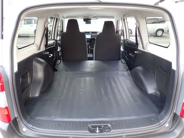 ファミリアバン　２ＷＤ（マツダ）の車両写真