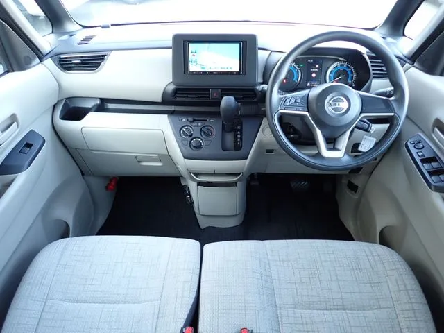 ルークス（ニッサン）の車両写真