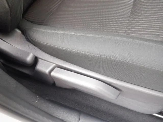 ニッサン ノート 4WD