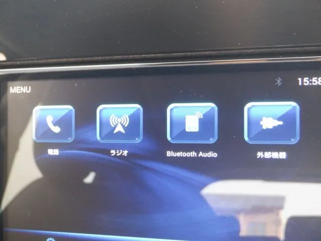 ニッサン ノート 4WD