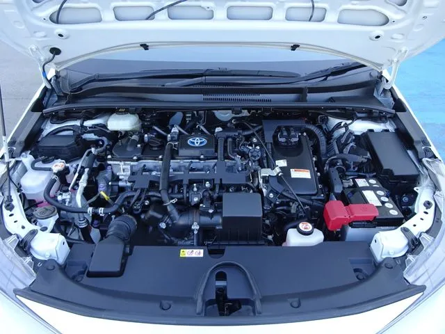 トヨタ　カローラ　ツーリング　ハイブリッド