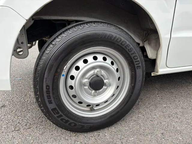 ニッサン　ＮＶ１００クリッパー