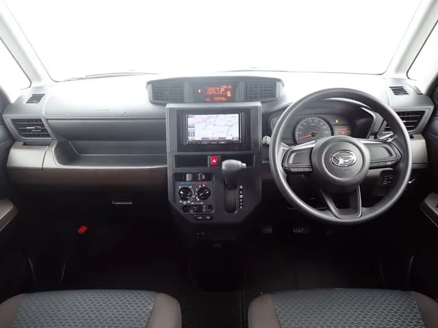 トール　４ＷＤ（ダイハツ）の車両写真