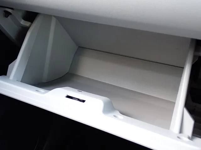 ミラ　イース（ダイハツ）の車両写真