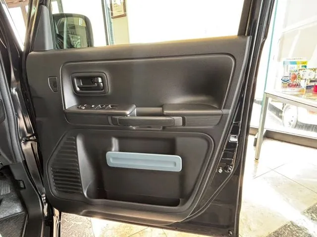 スズキ　スペーシア　ベース