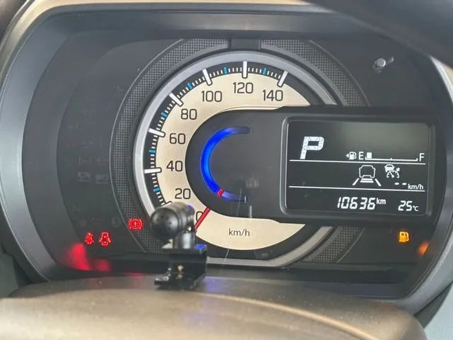 スズキ　スペーシア　ベース