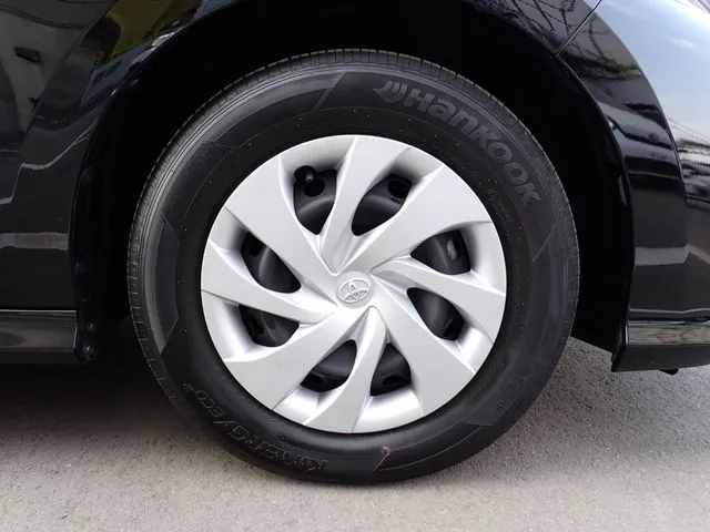 ヤリス（トヨタ）の車両写真