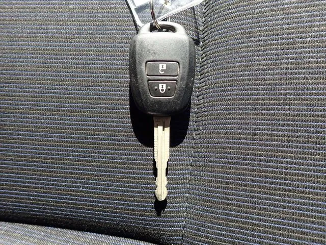 トヨタ　プロボックスバン　４ＷＤ