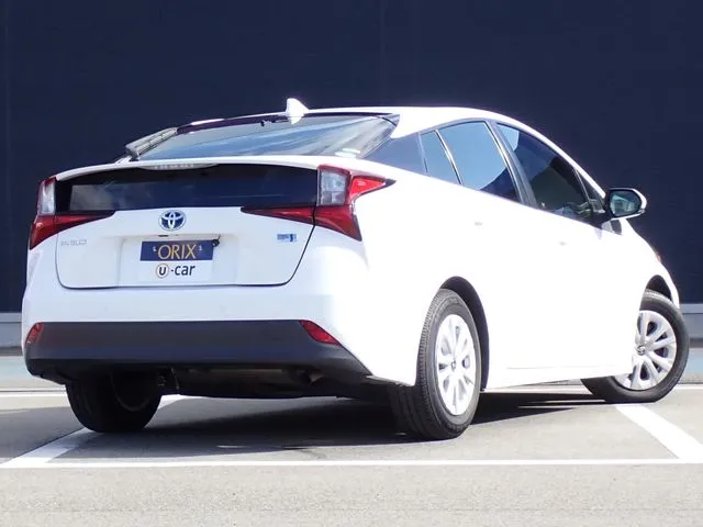 トヨタ　プリウス