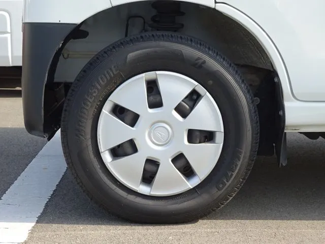 ダイハツ　ハイゼットカーゴ