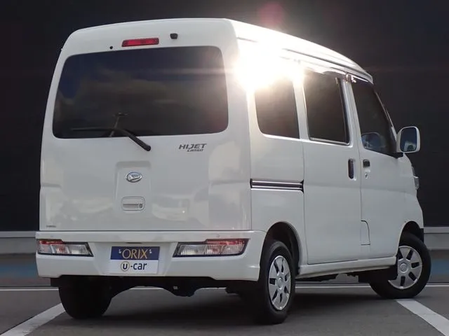 ダイハツ　ハイゼットカーゴ