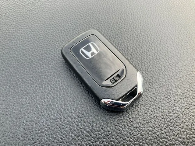 ホンダ フィット e:HEV 4WD