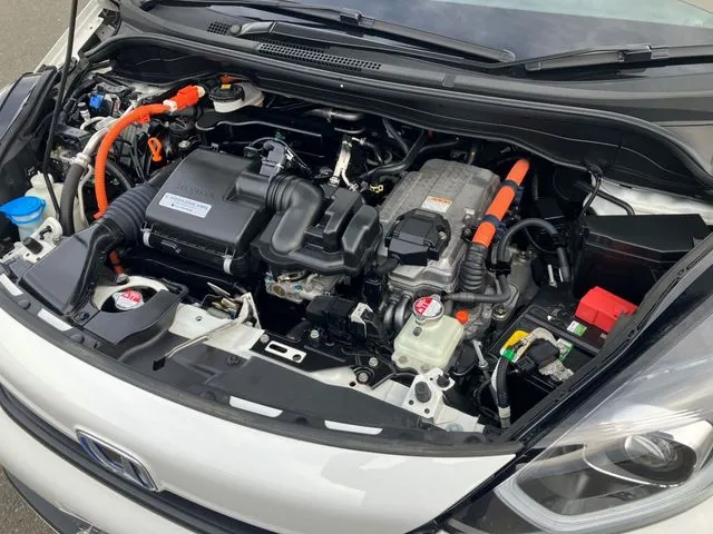 ホンダ フィット e:HEV 4WD