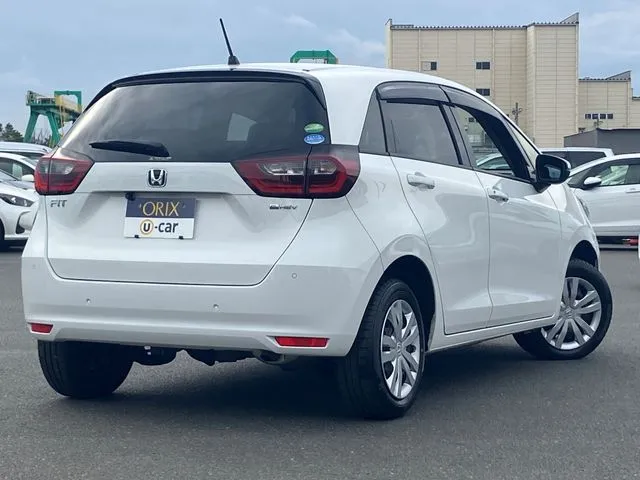 ホンダ フィット e:HEV 4WD