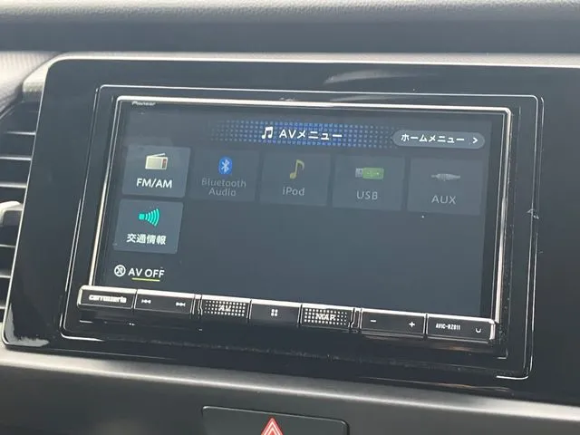 ホンダ フィット e:HEV 4WD