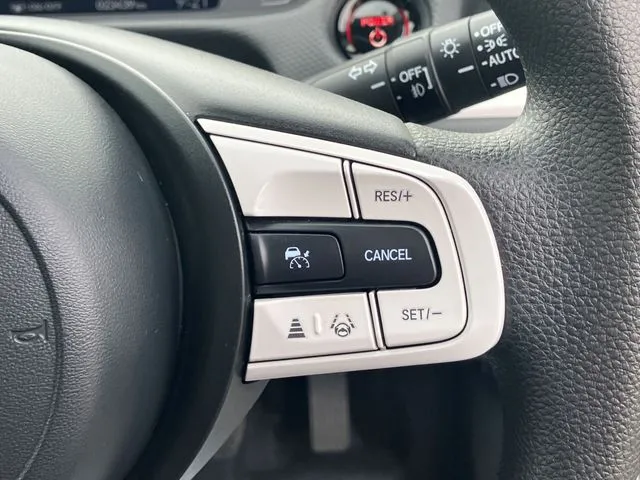 ホンダ フィット e:HEV 4WD