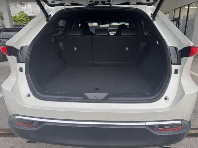 ハリアー ハイブリッド(トヨタ)の車両写真