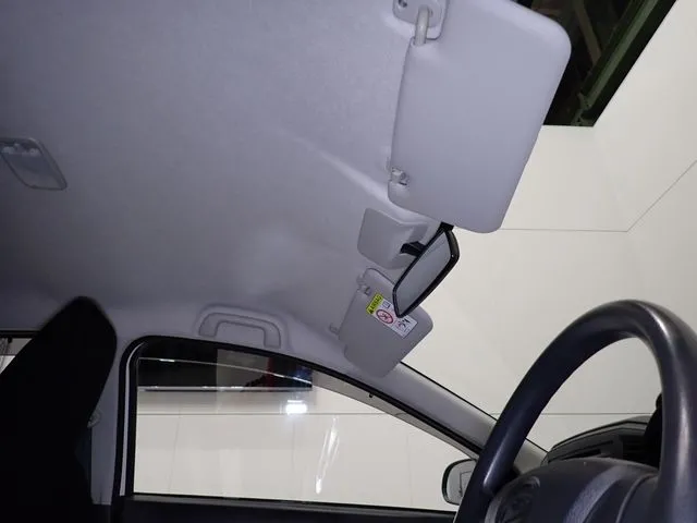 ダイハツ　ミラ　イース