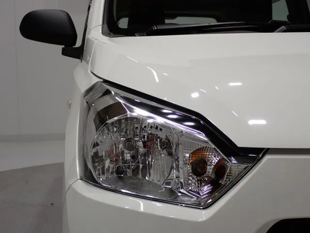 ダイハツ　ミラ　イース