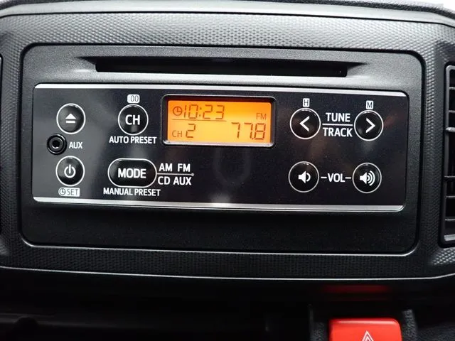 ダイハツ　ミラ　イース