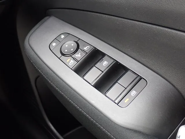 ニッサン　ノート