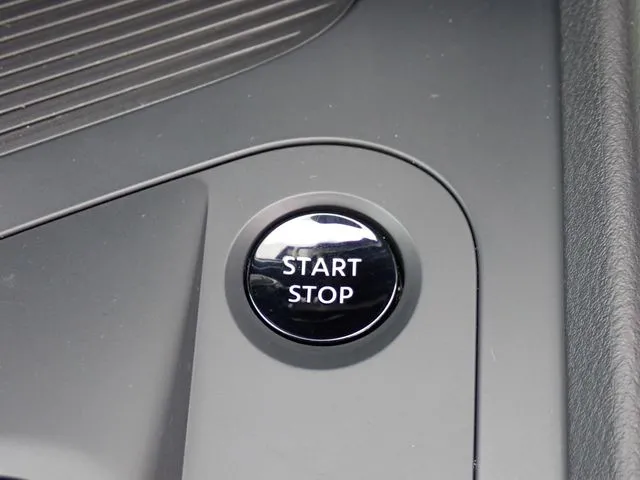 ニッサン　ノート