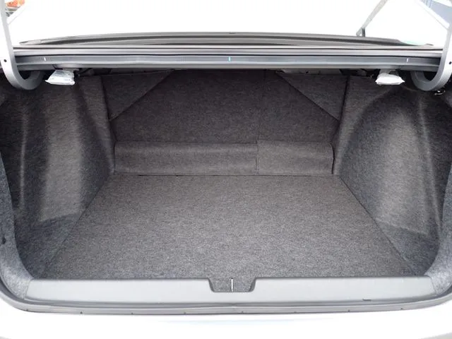 グレイス ハイブリッド(ホンダ)の車両写真