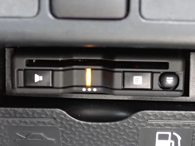 トール（ダイハツ）の車両写真