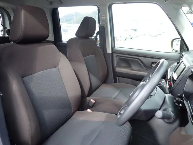 ダイハツ　トール