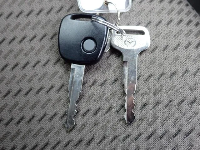 スクラムバン(マツダ)の車両写真