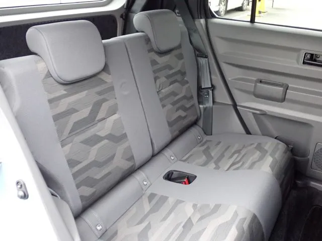 タフト(ダイハツ)の車両写真