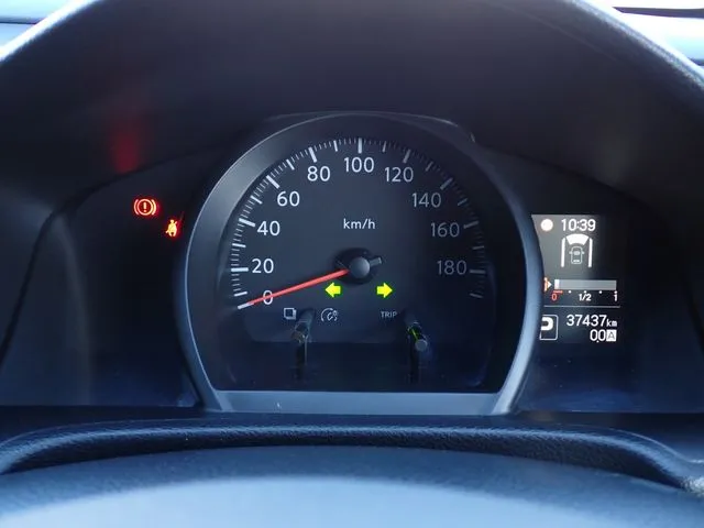 ＮＶ２００バネットバン（ニッサン）の車両写真