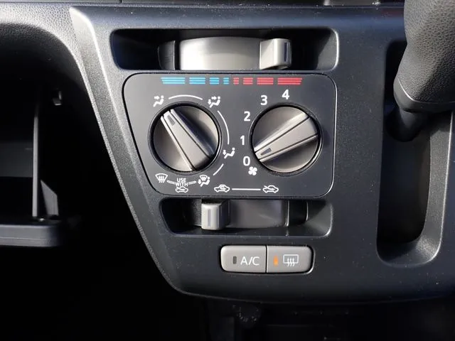 ダイハツ ミラ イース