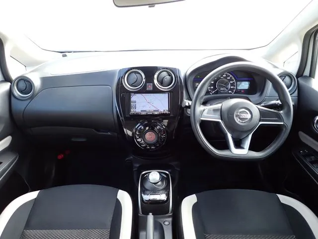 ニッサン ノート