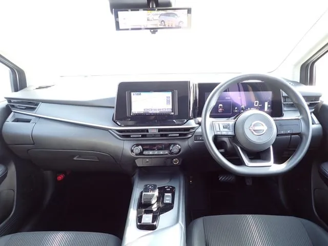 ニッサン　ノート