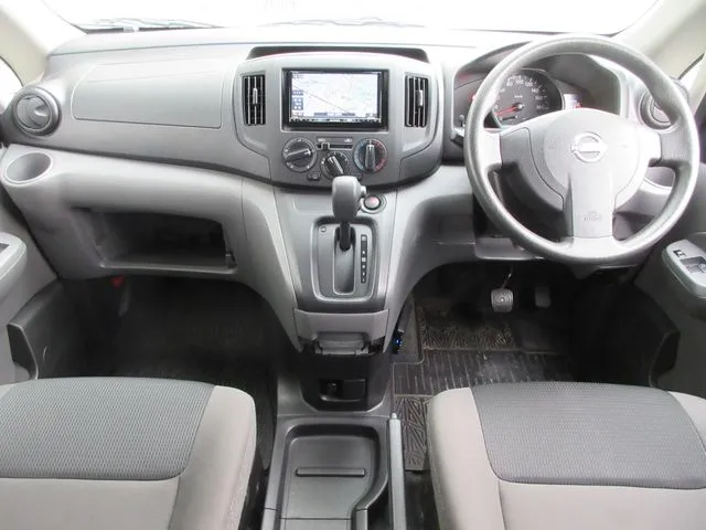 NV200バネットバン 4WD(ニッサン)の車両写真