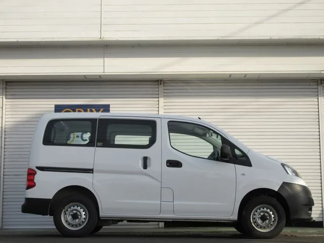 NV200バネットバン 4WD(ニッサン)の車両写真