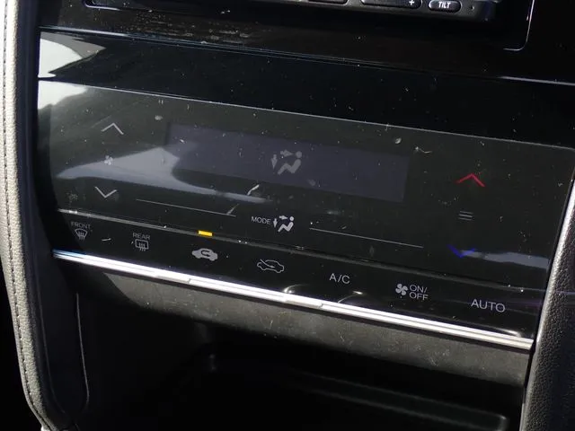 シャトル ハイブリッド(ホンダ)の車両写真