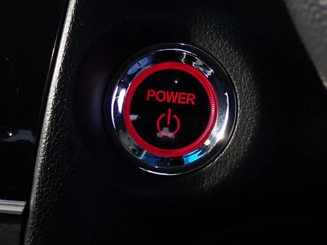 シャトル ハイブリッド(ホンダ)の車両写真