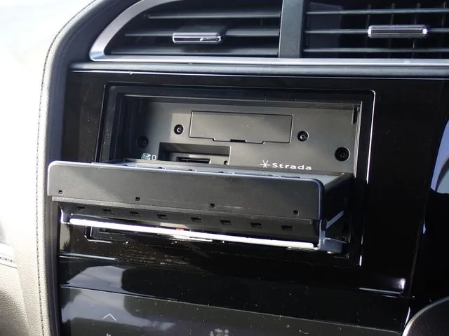 シャトル ハイブリッド(ホンダ)の車両写真