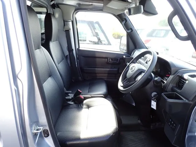 ハイゼットカーゴ(ダイハツ)の車両写真