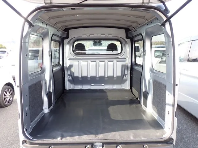 ハイゼットカーゴ(ダイハツ)の車両写真