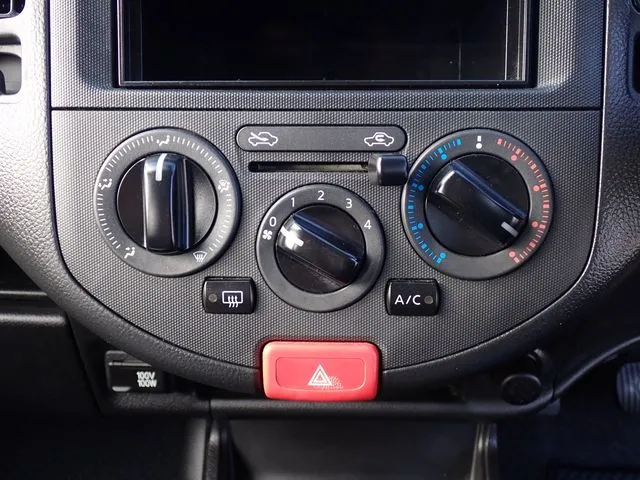 ニッサン NV150 AD 2WD