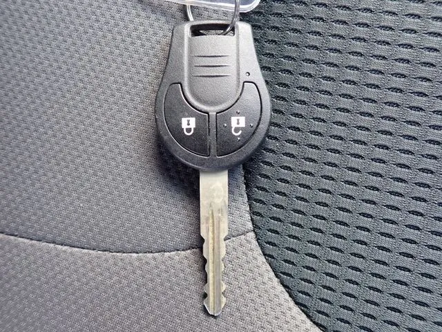 ニッサン NV150 AD 2WD