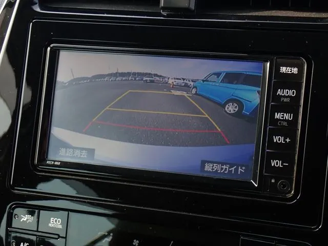 トヨタ プリウス