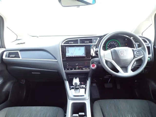 ホンダ シャトル ハイブリッド