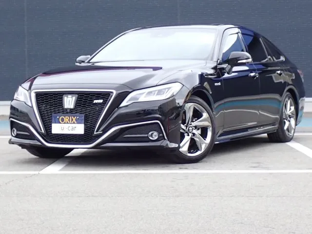 トヨタ　クラウン　セダン　ハイブリッド