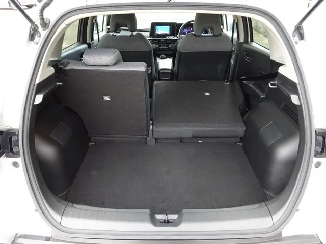 ノート（ニッサン）の車両写真