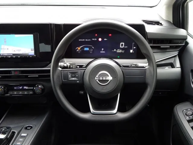 ノート（ニッサン）の車両写真